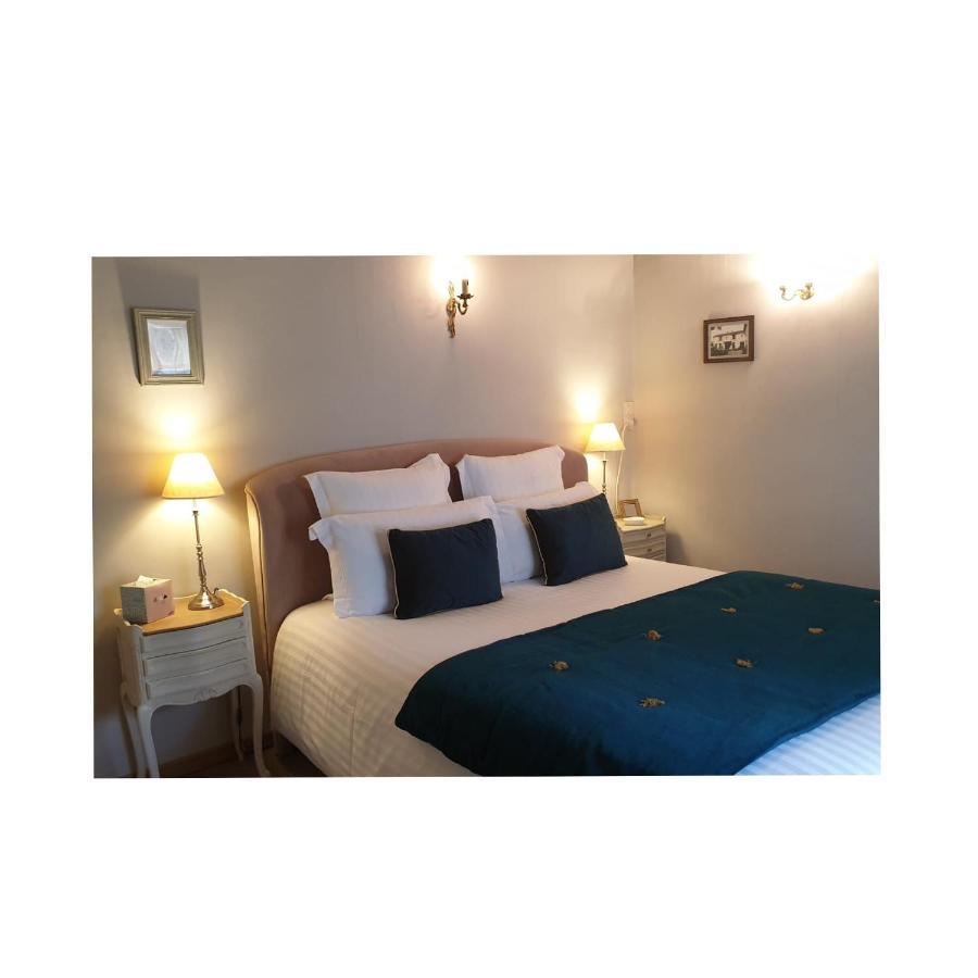 Domaine De Bourgville Monts-sur-Guesnes Esterno foto