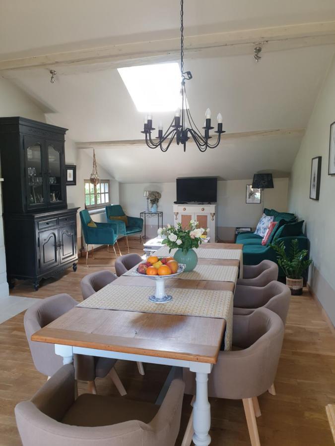 Domaine De Bourgville Monts-sur-Guesnes Esterno foto